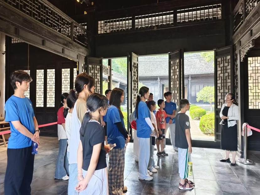 参观 参观