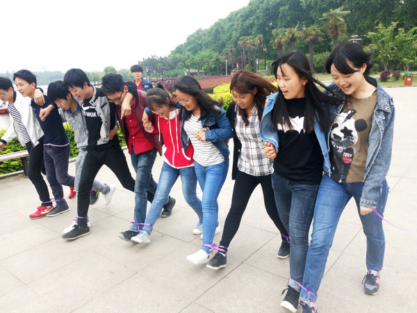 经管学院举办班级联谊活动-安徽理工大学新闻网欢迎您