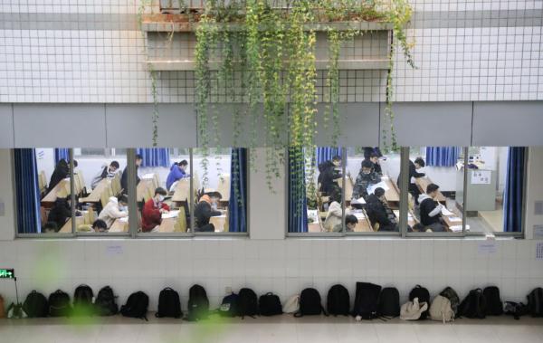 新华全媒+| 2022年全国硕士研究生招生考试拉开帷幕 新华全媒+| 2022年全国硕士研究生招生考试拉开帷幕