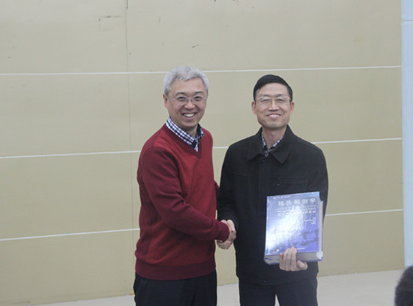 张卫光教授向医学院赠送参译著作