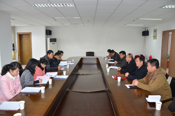 田区检查验收学校人口与计划生育和综合治理工作(摄影:常亮)